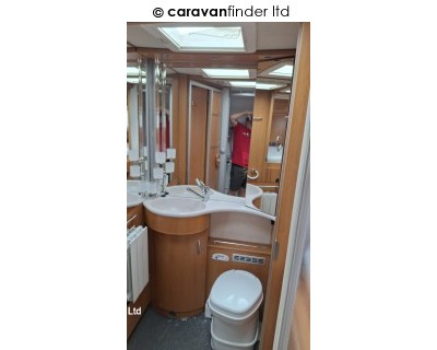 Frankia 8400i luxury class 2007 (Private) image 11