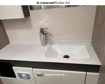 Swift Escape 640 2023 (Private) image 10